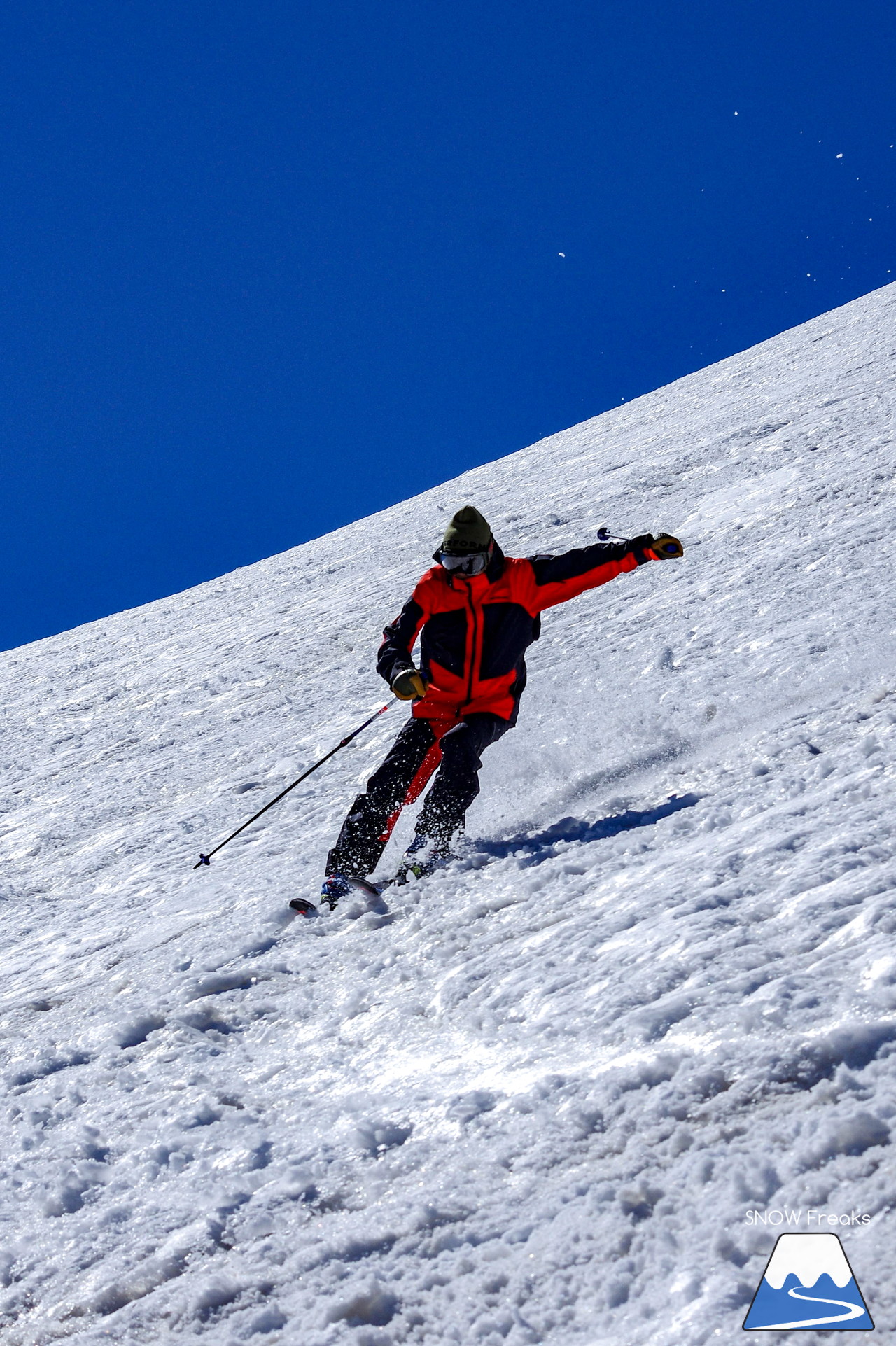 ニセコグラン・ヒラフ DYNASTAR SKI TEST RIDE DAYS Photo Session!!最高の天気に恵まれたニセコに、最高の仲間たちが集まりました☆